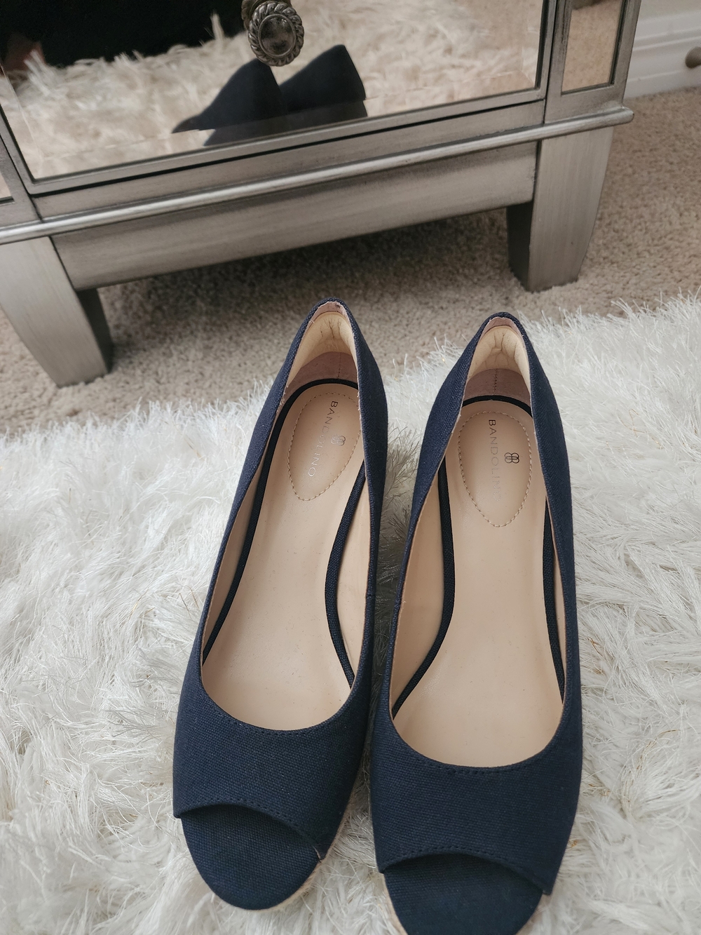 Bandolino Navy Peep-Toe Heels